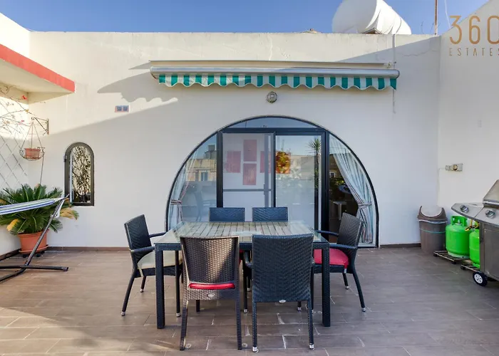 Spacious 2Br Home With Large, Private Sun Terrace By 360 Estates