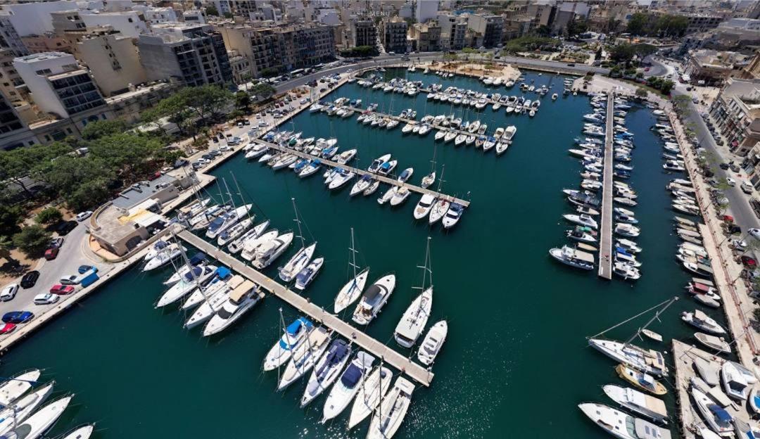 Spacious 2br With Large, Private Sun Terrace By 360 Estates Apartment