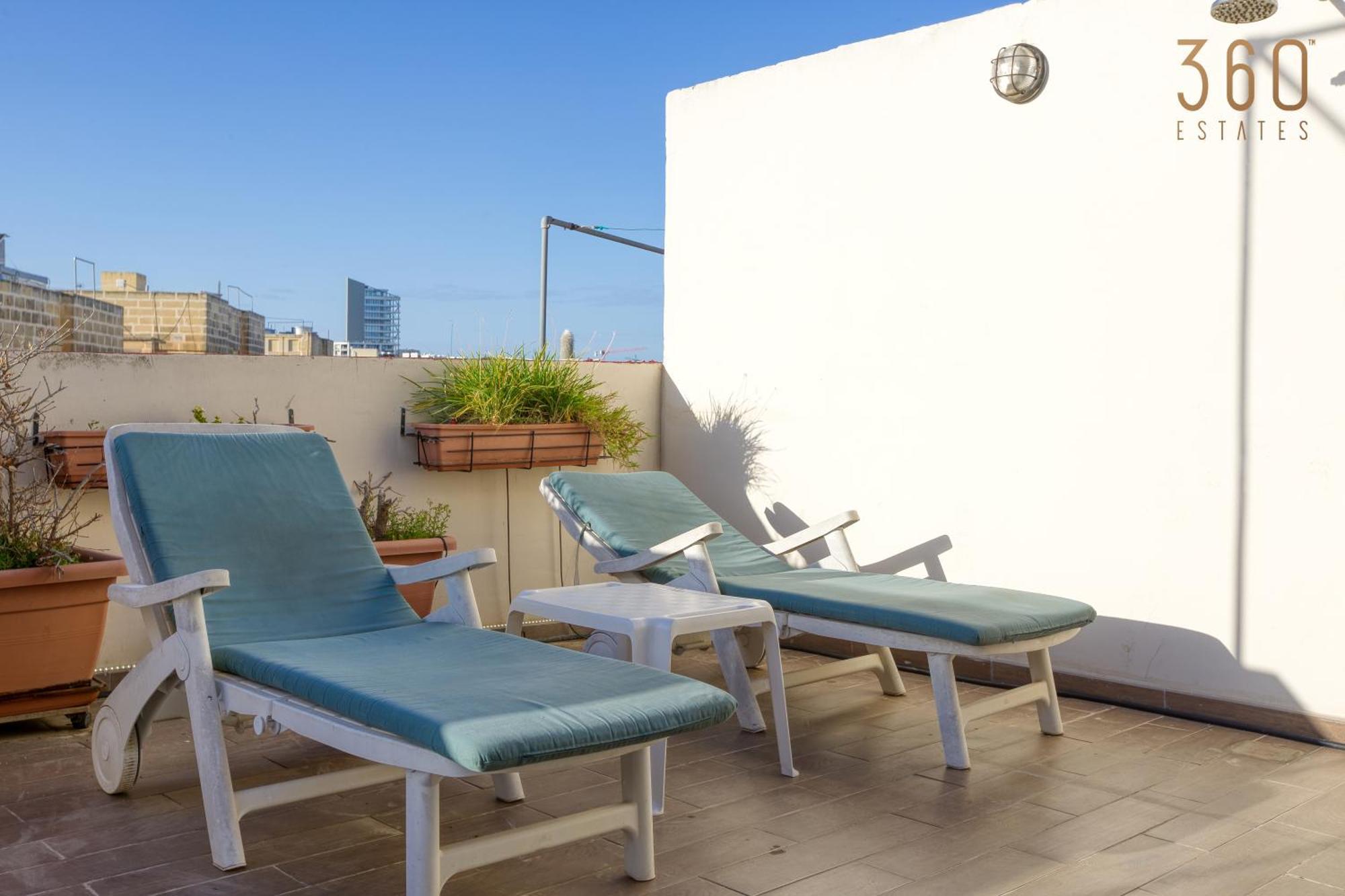 Apartment Spacious 2br With Large, Private Sun Terrace By 360 Estates