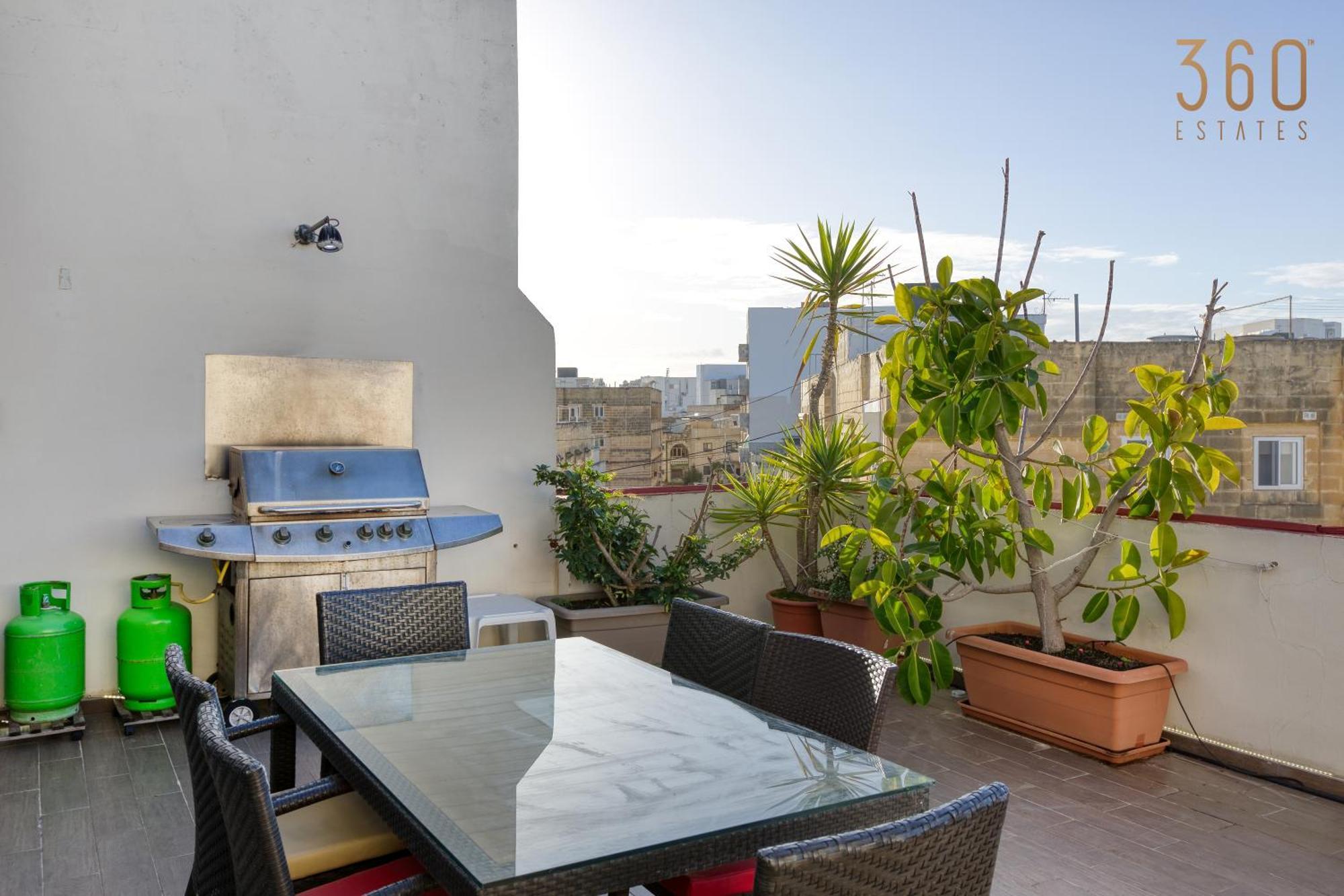 Apartamento Spacious 2br With Large, Private Sun Terrace By 360 Estates
