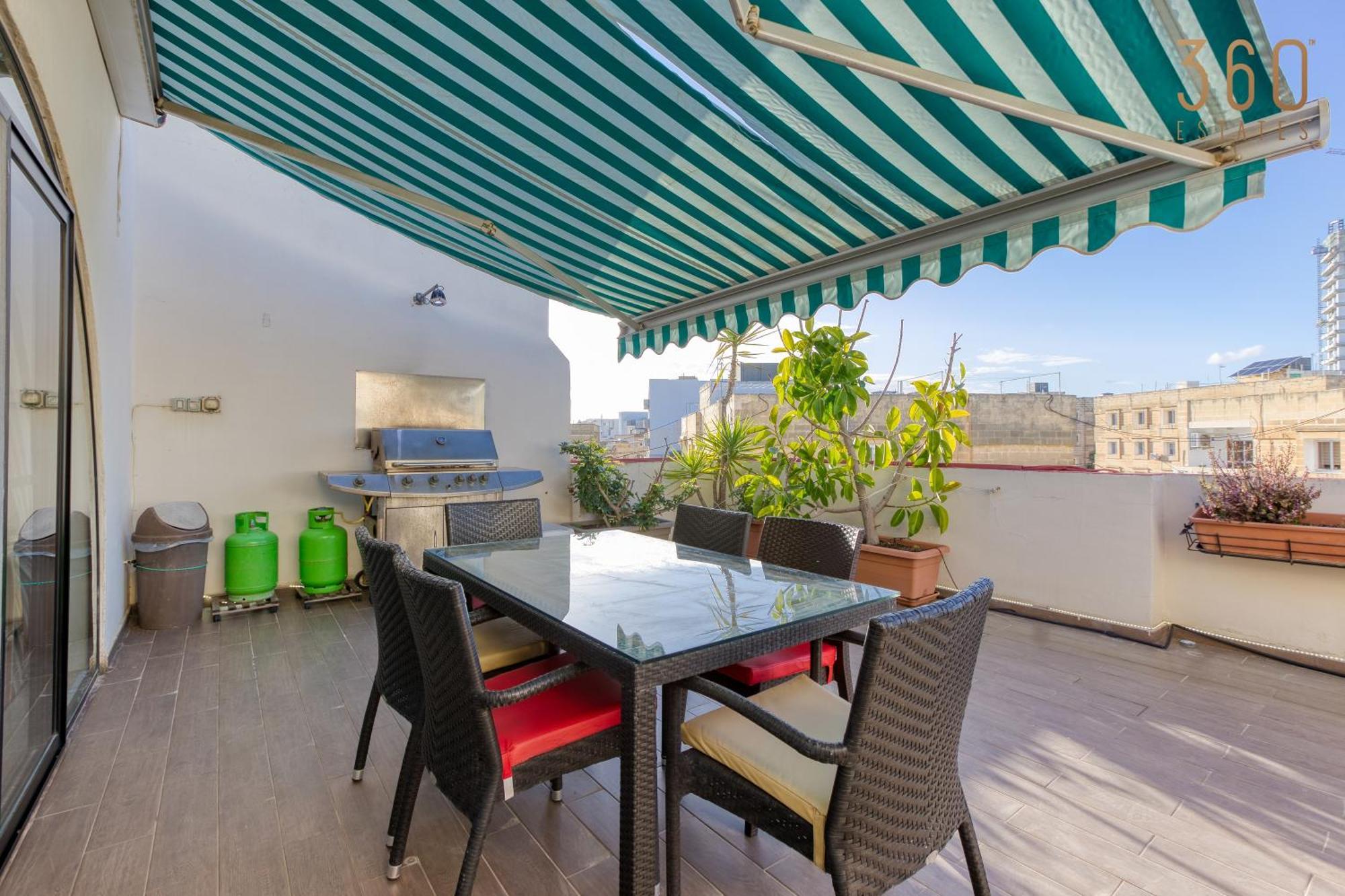 Apartment Spacious 2br With Large, Private Sun Terrace By 360 Estates
