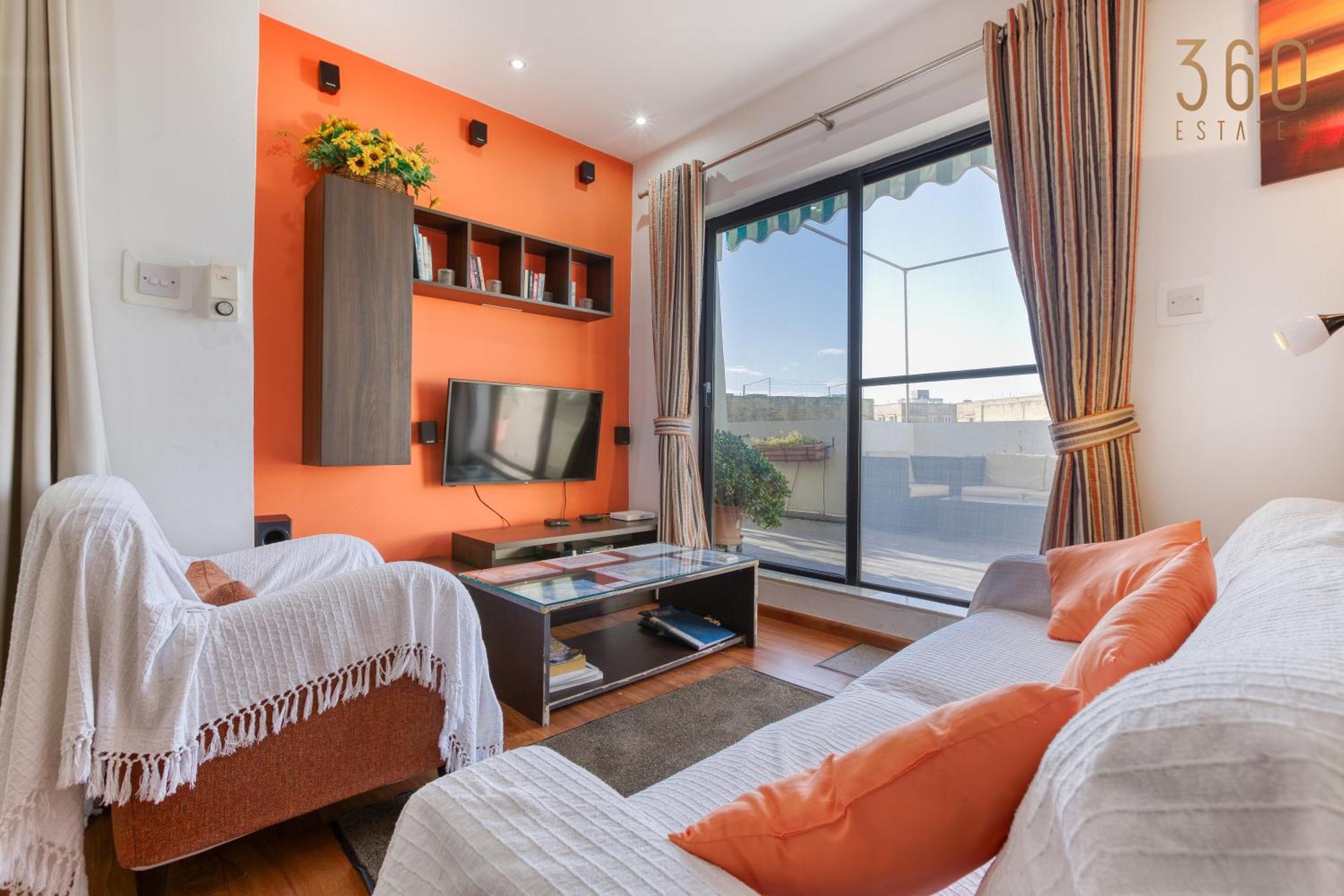 Apartment Spacious 2br With Large, Private Sun Terrace By 360 Estates *